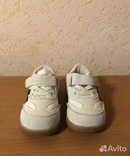 Кроссовки для мальчика размер 18-19