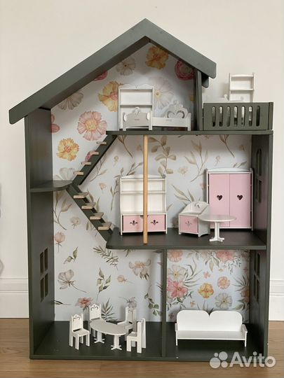 Абсолютно новая мебель для кукольного домика