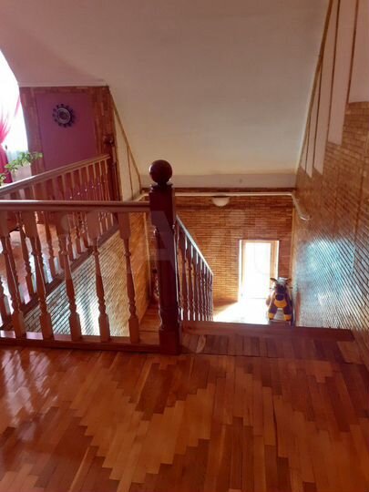 Дом 357 м² на участке 8 сот.