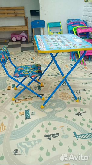 Детский стол