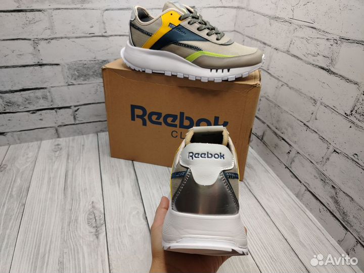 Кроссовки Reebok