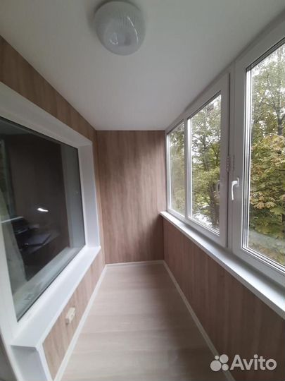 Остекление и отделка балконов