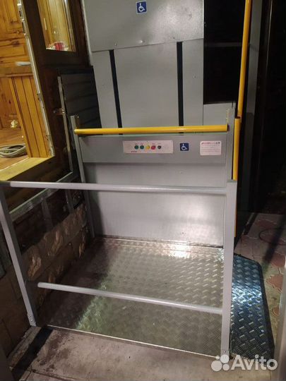 Вертикальный подъемник для инвалидов гост