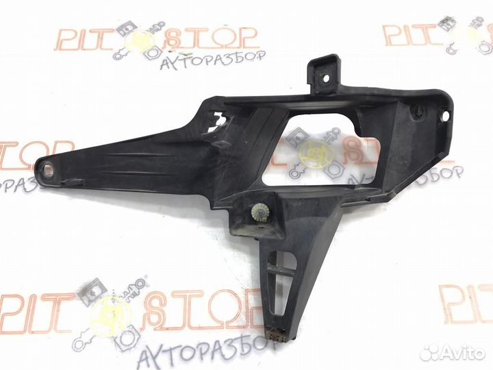 Крепление птф левое Toyota Estima (AHR20,ACR50,AC