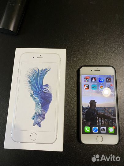 iPhone 6S, 64 ГБ