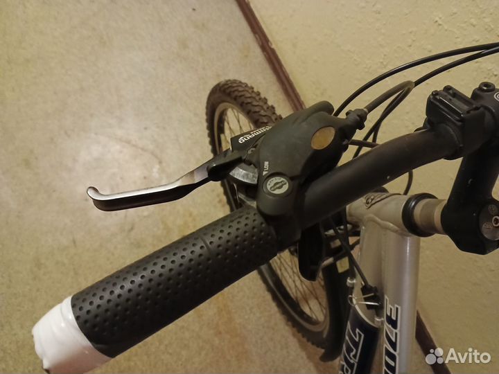 Велосипед женский 26 дюйм trek 3700