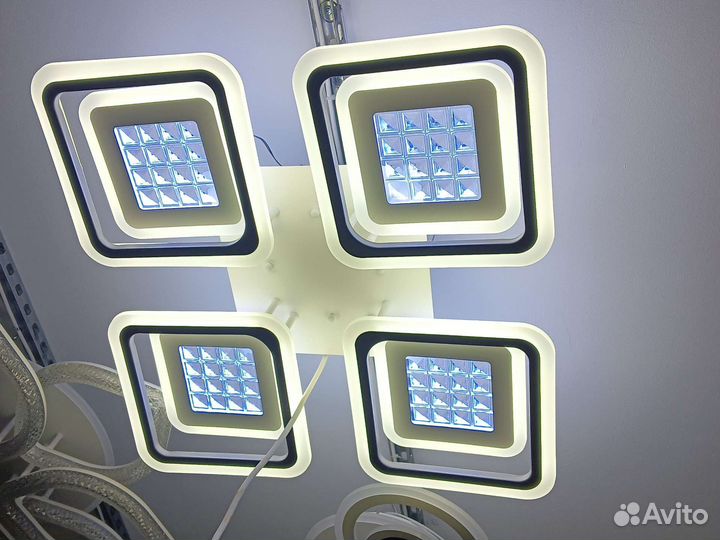 Люстра потолочная