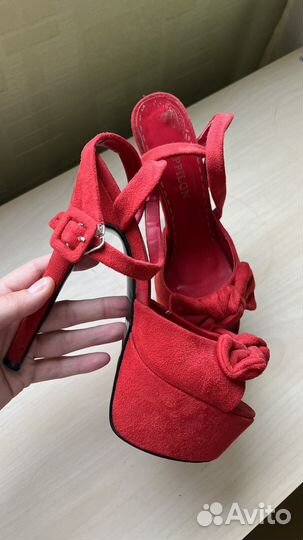 Босоножки