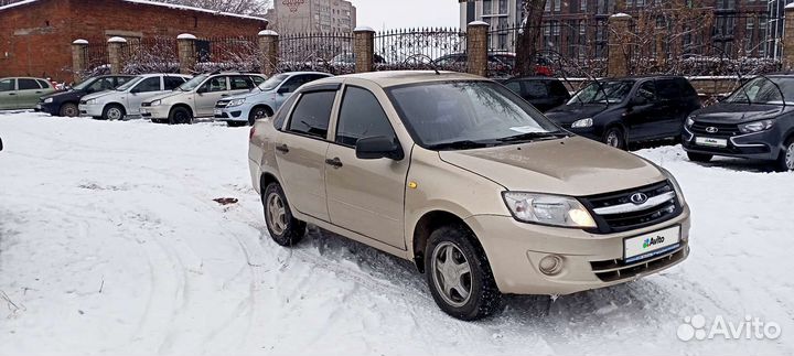 LADA Granta 1.6 МТ, 2013, 160 000 км