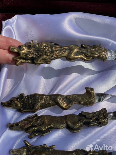 Набор шампуров с бронзовыми фигурками животных