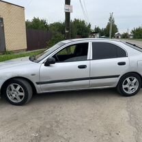 Mitsubishi Carisma 1.6 MT, 2003, 345 000 км, с пробегом, цена 240 000 руб.