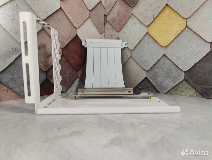 Райзер pcie 4.0 + кронштейн. Vertical gpu kit