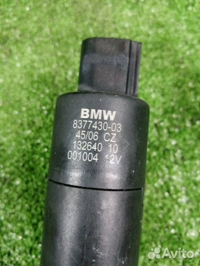 Насос омывателя фар Bmw X5 E70 N52B30AF (3.0) 2007