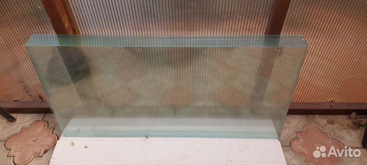 Стеклянные полки,стекло