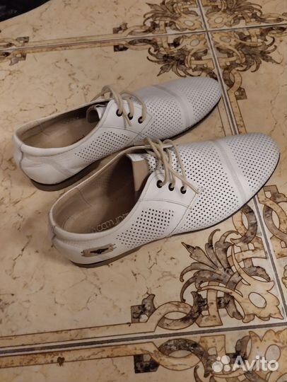 Туфли мужские белые кожаные. Фирма Catunltd.Раз 43