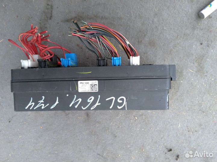 Задний блок предохранителей GL164 A1645402372