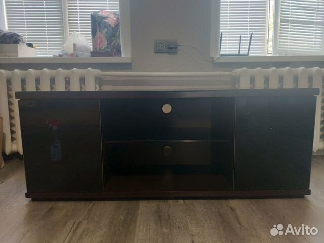 Подставка для телевизора