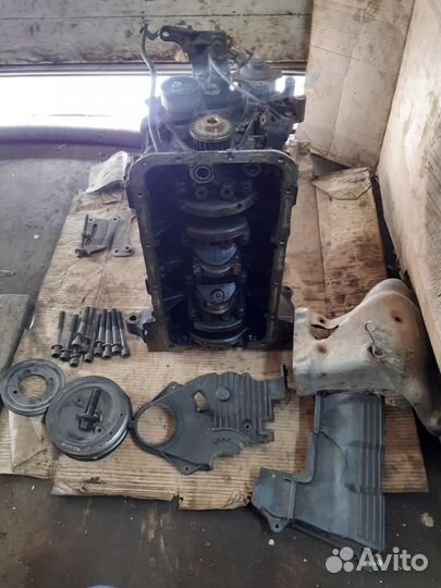 Двигатель Mazda FS 2.0 на запчасти