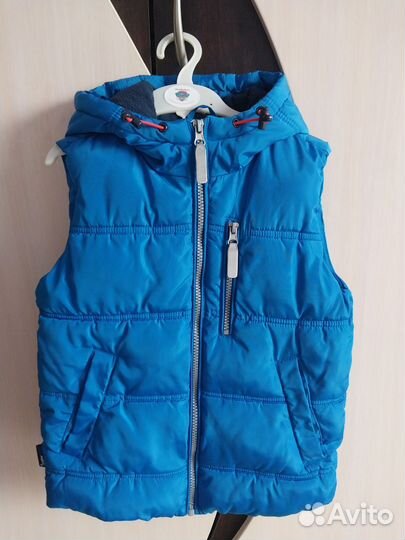 Продам жилетку утепленную