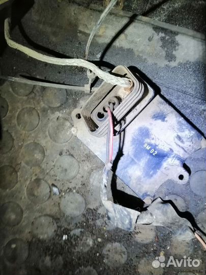 Блок розжига ксенона Land Rover Freelander 2