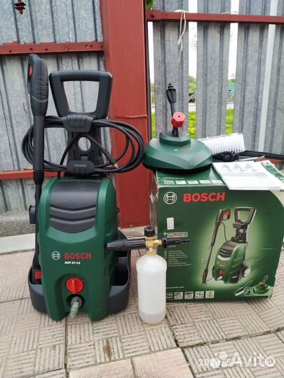 Мини мойка высокого давления Bosch AQT 37-13+