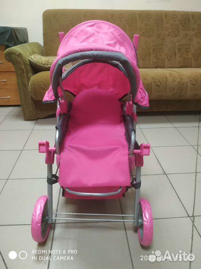 Кукольная коляска для куклы
