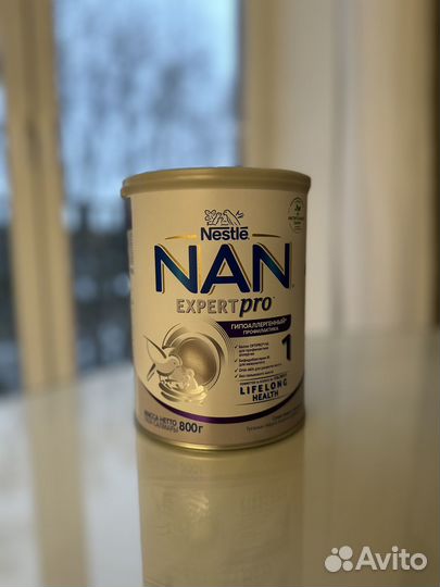 Молочные смеси Similac Gold 1 и Nan ExpertPro 1