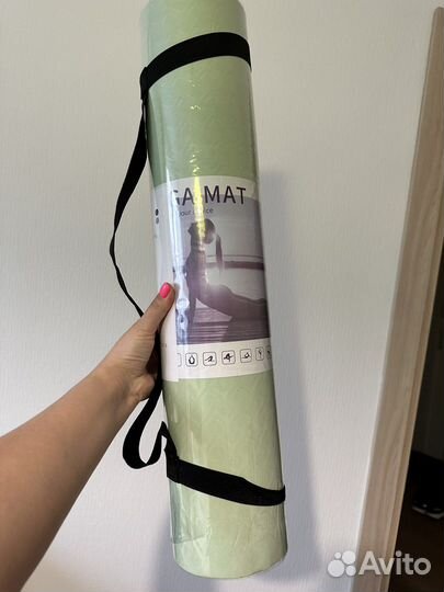 Коврик для йоги и фитнеса