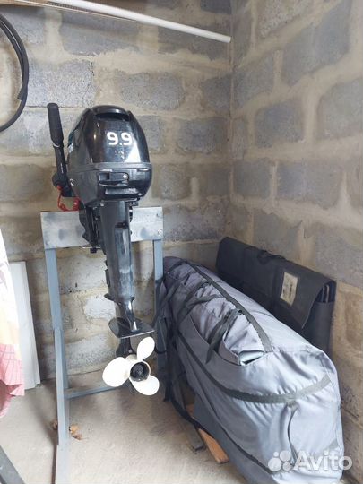 Лодка надувная с мотором