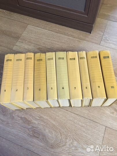 Собрание сочинений А Н Толстого 600