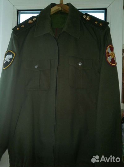 Военный китель