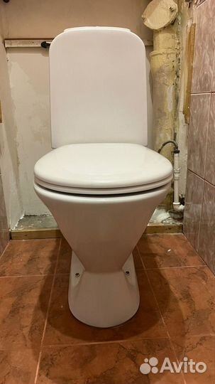 Унитаз и бачок бу