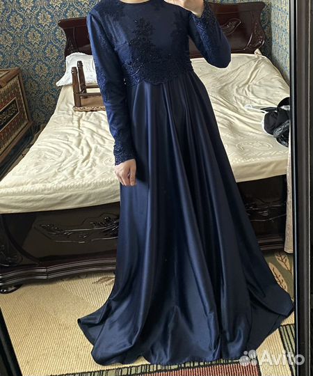 Вечернее платье