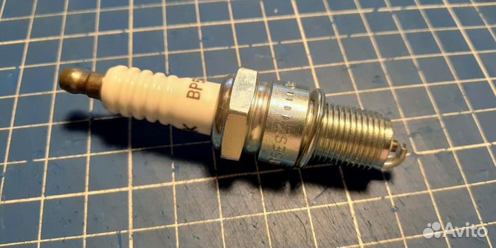 4 Свечи зажигания NGK 4691 BP5ESZ новые