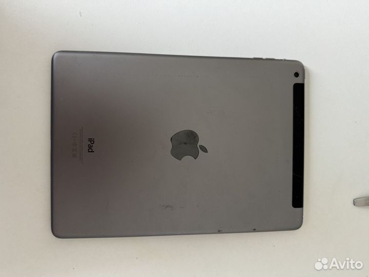 Планшет Apple iPad Air