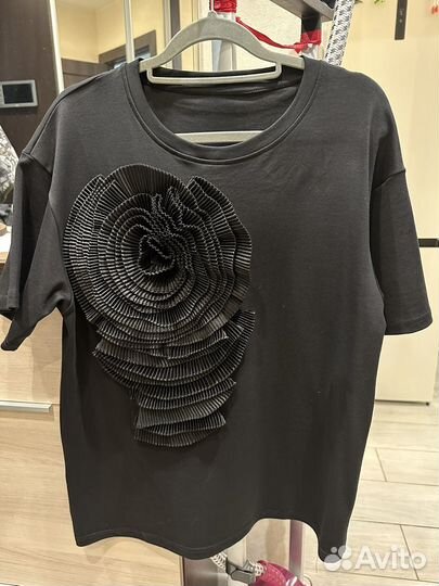 Футболка женская