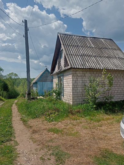 Дом 16 м² на участке 4 сот.