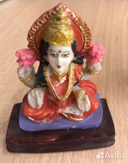 Статуэтка богини Лакшми