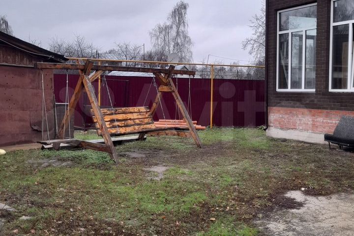 Дом 300 м² на участке 10 сот.