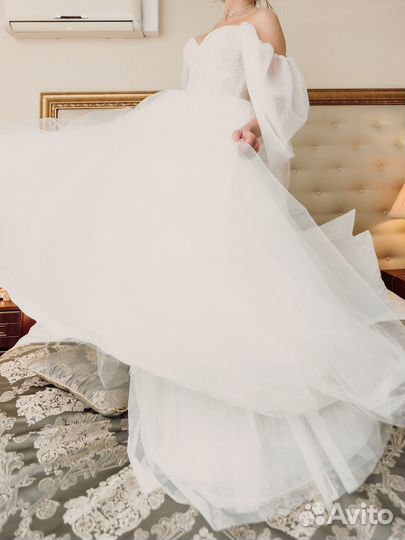 Свадебно платье