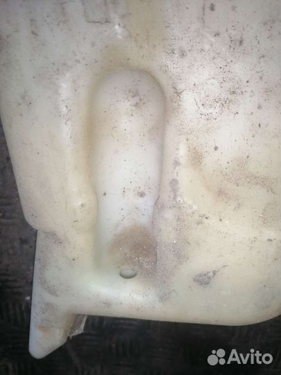 Бачок стеклоомывателя skoda felicia