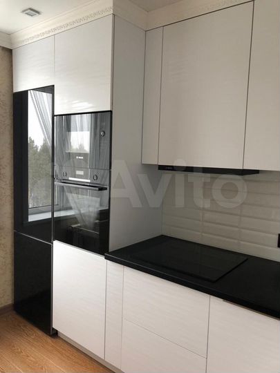 4-к. квартира, 91,8 м², 8/9 эт.