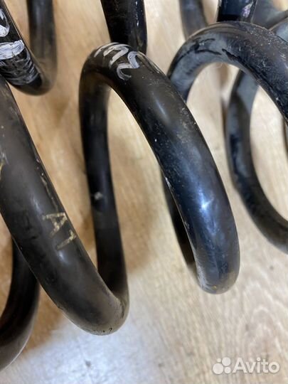 Комплект задних пружин BMW 1 E87