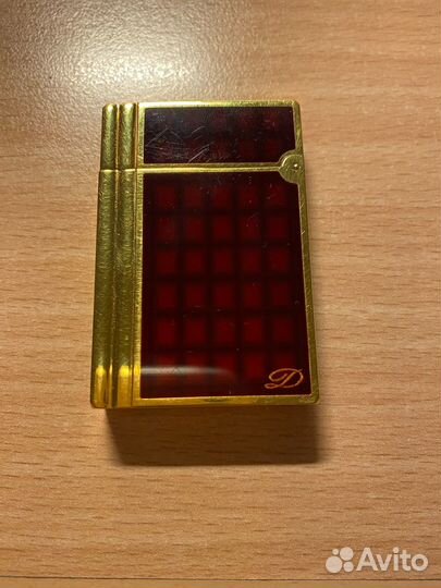 Зажигалка s t dupont Paris