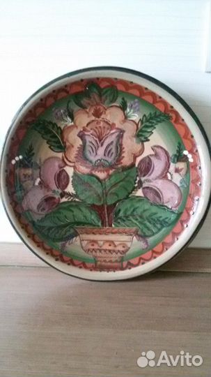 Декоративные изделия из стекла и керамики