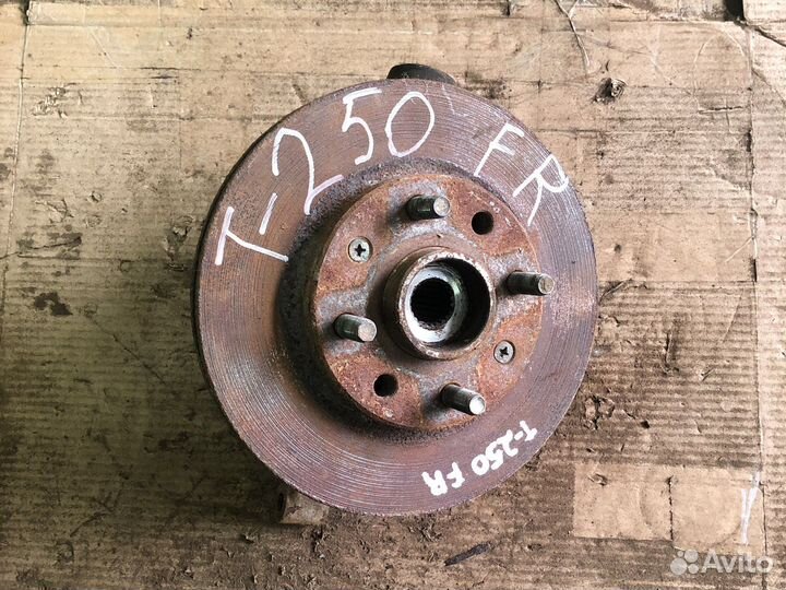 Chevrolet aveo т250 кулак поворотный