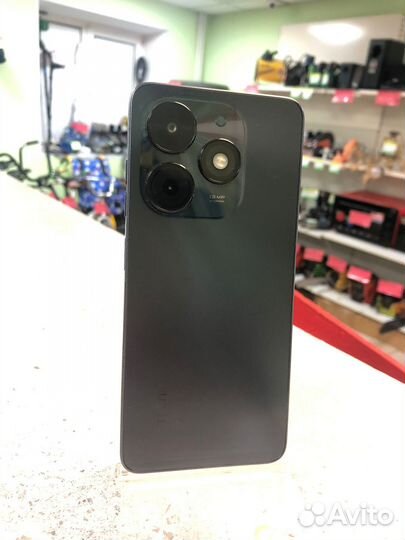 TECNO Spark Go 2024, 3/64 ГБ