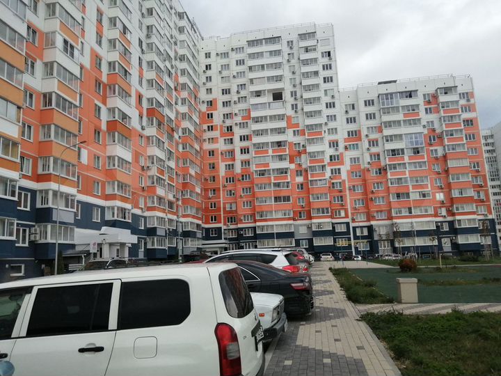 Бульвар шостаковича 10 новороссийск. Дзержинского 223а новороссийск. новороссийск бульвар имени шостаковича 10 фото.