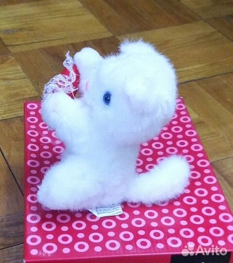 Кот с сердечком