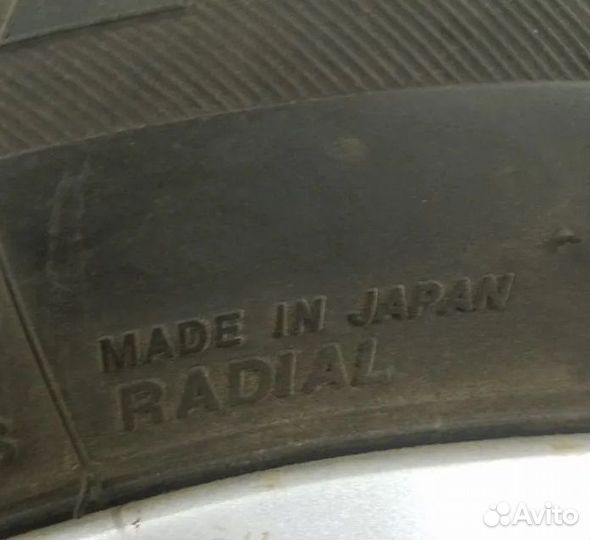 Bridgestone Dueler H/P Sport 215/60 R17